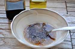 Салат с мидиями и креветками