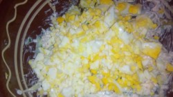 название картинки Салат с мясом криля и огурцами