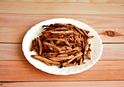 название картинки Салат с печенью огурцами и морковью