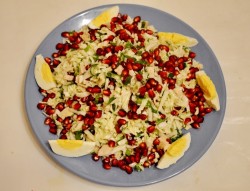 Салат с пекинской капустой и гранатом