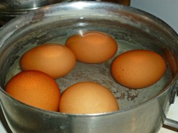 название картинки Салат с пекинской капустой и куриной грудкой и сельдереем