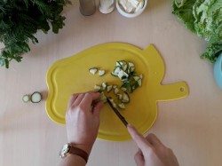 название картинки Салат с пекинской капустой палочками огурцами яйцом