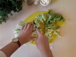 название картинки Салат с пекинской капустой палочками огурцами яйцом