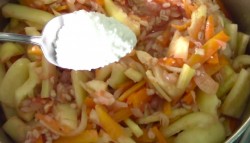 Салат с перловкой на зиму - шаг 11