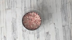 название картинки Салат с плавленым сыром и крабовыми палочками