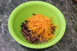 Салат с сердцем и корейской морковью