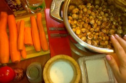 Салат с шампиньонами морковкой уксусом сахаром