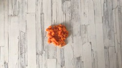 Салат с соленой горбушей