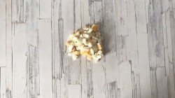 Салат с соленой горбушей