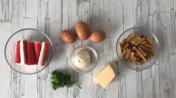 Салат с сухариками Кролевский