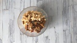 Салат с сухариками Кролевский