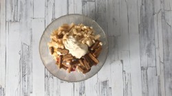 Салат с сухариками Кролевский