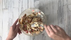 Салат с сухариками Кролевский