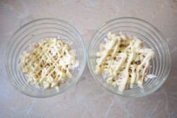 Салат с сыром грецкими орехами курицей