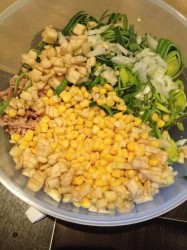 название картинки Салат с тунцом и яблоком