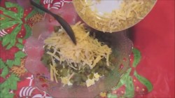 Салат с ветчиной и сыром Домашний с йогуртом