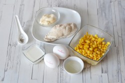 название картинки Салат с яичными блинчиками и курицей