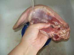 название картинки Салат с языком и маринованными огурцами