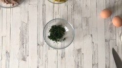 Салат с языком и солеными огурцами