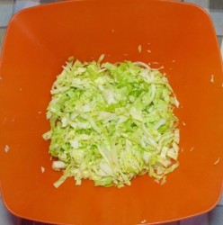 Салат Семеновна с колбасой - шаг 2 Салат Семеновна с колбасой - шаг 2