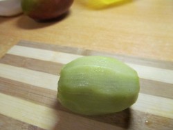 название картинки Салат с семгой и креветками Жаркие тропики