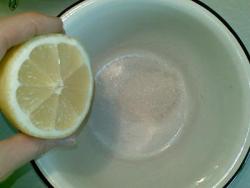 Салат Семга под шубой с авокадо и зеленым луком - шаг 3