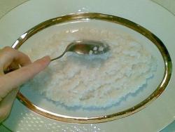 Салат Семга под шубой с авокадо и зеленым луком - шаг 9