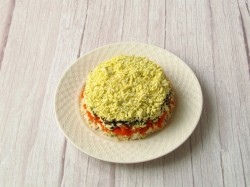 название картинки Салат Снежинка с курицей