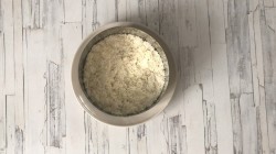 Салат Снежная королева с крабовыми палочками