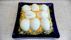 Салат Сугроб с курицей, картофелем и болгарским перцем