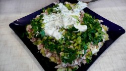 Салат Сугроб с курицей, картофелем и болгарским перцем