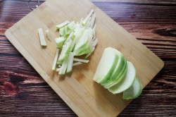 название картинки Салат Ташкент классический с редькой и говядиной