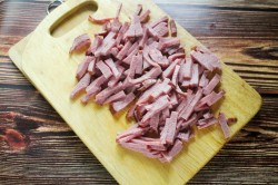 название картинки Салат Ташкент классический с редькой и говядиной