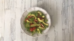 Салат тунец с авокадо