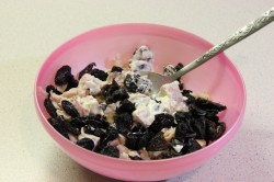 название картинки Салат с курицей в грейпфруте