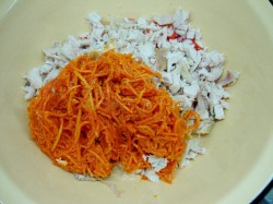 название картинки Салат Валерия с корейской морковкой и крабовыми палочками