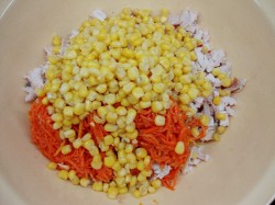 название картинки Салат Валерия с корейской морковкой и крабовыми палочками