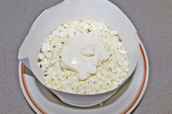 название картинки Салат Венеция с черносливом и курицей