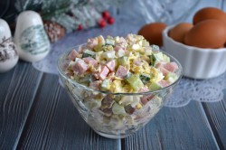 Салат ветчина сыр яйца огурец