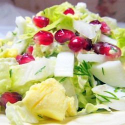 название картинки Витаминный салат с пекинской капустой и гранатом