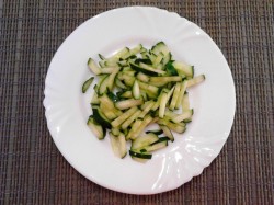 Салат Восторг с корейской морковью