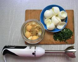 название картинки Бутерброды с паштетом из картошки и яиц