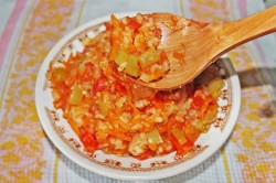 название картинки Салат Завтрак туриста с болгарским перцем и помидорами