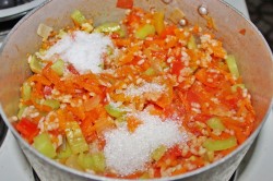 название картинки Салат Завтрак туриста с болгарским перцем и помидорами