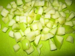 Салат зимний Оливье с яблоком