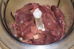 название картинки Салат с куриной печенью и корейской морковью Зимушка