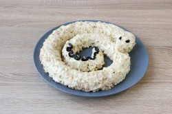 название картинки Салат Змейка