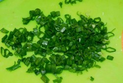 Салат с грибами и кукурузой консервированными