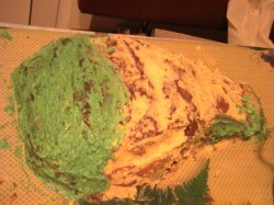 Торт с бантом из мастики Букет роз - шаг 7