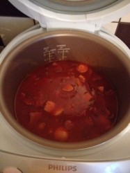 название картинки Сборная солянка в мультиварке